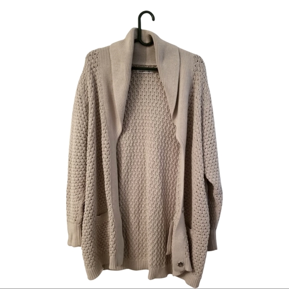Old Navy Sweaters - Old Navy Cardigan sweater